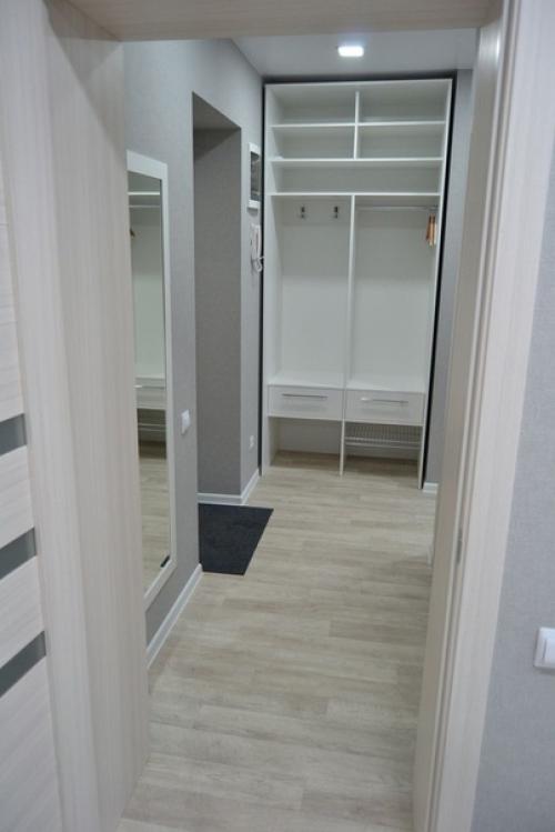 Только закончили ремонт в прихожей.  