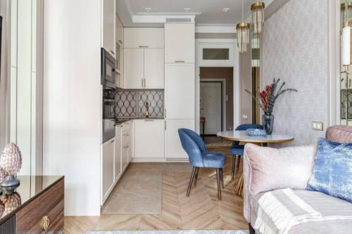 Евродвушка в стиле американской классики для художника - модельера. 02