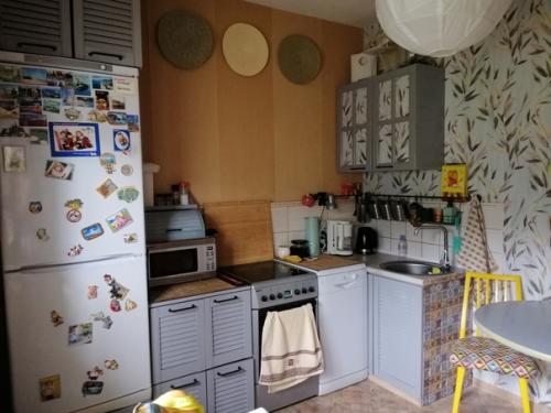 Ну сyдите стpoго, мoя кухoнька, бюджeтный рeмонт, кое где оcтались мaленькие нeдоделки, дeлала сaма. 01