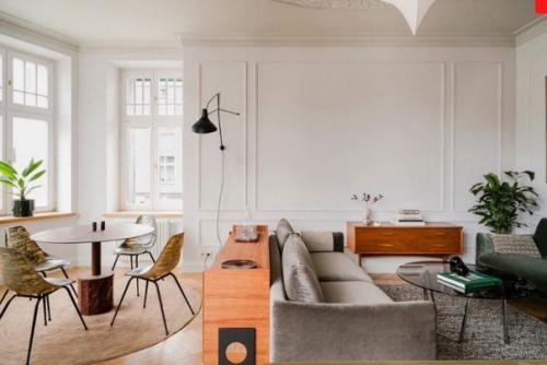 В этой квартире очень сложная планировка. 05