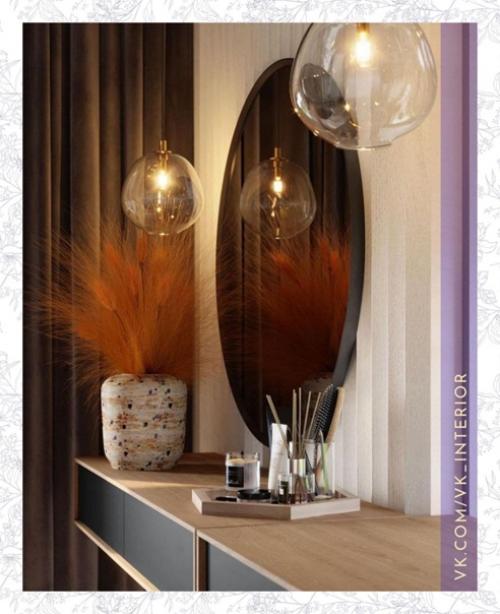 Просторная, интересная спальня. 01