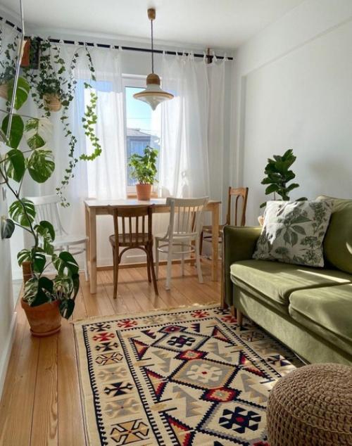 Небольшая трешка площадью 55 м 2, в хрущевском доме. 01