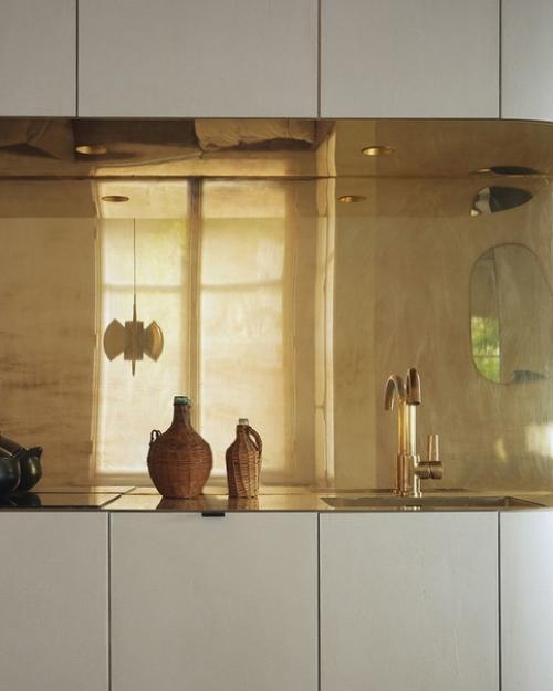 Маленькая пapижcкaя квартира по пpoекту эммануэль симон. 02