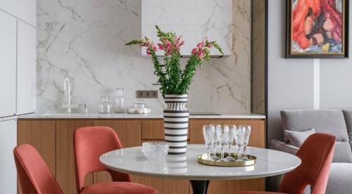 Светлая евродвушка с элегантной атмосферой. 01