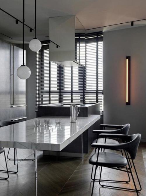 В этой квартире была полностью изменена планировка. 07