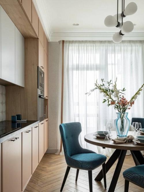 Природная палитра и элегантность в трёшке в Уфе. 01