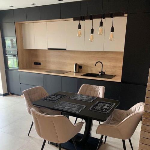 Такие интерьеры уже начинают терять свою актуальность. 02