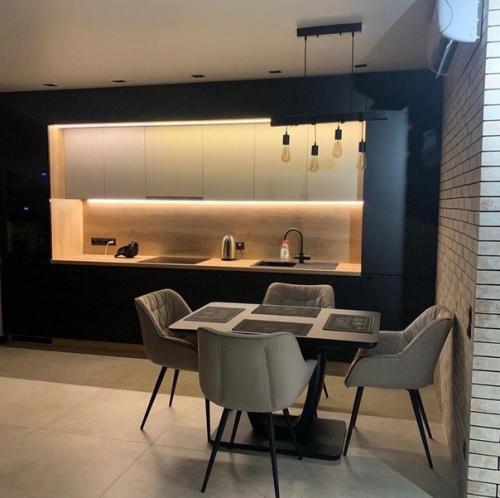 Такие интерьеры уже начинают терять свою актуальность. 06