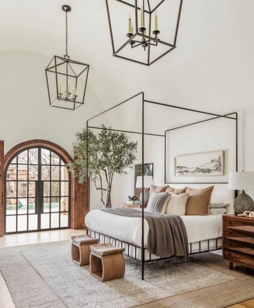 Этот дом уже сам по себе. 01