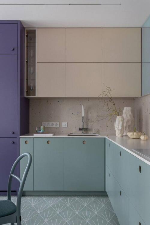 Квартира, в которой отражены впечатления и стиль жизни её владельцев. 01