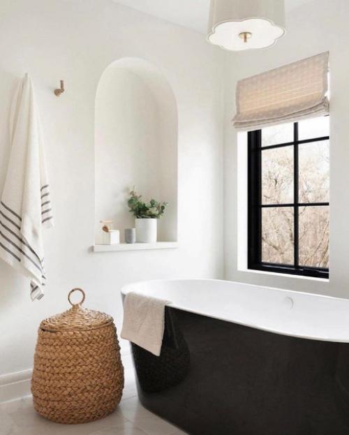 Просторный дом с большим количеством окон. 07