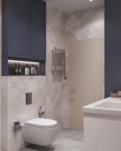 Интерьер совмещенного санузла.