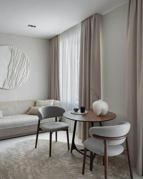 Всё и сразу - на 33 квадратах. 04