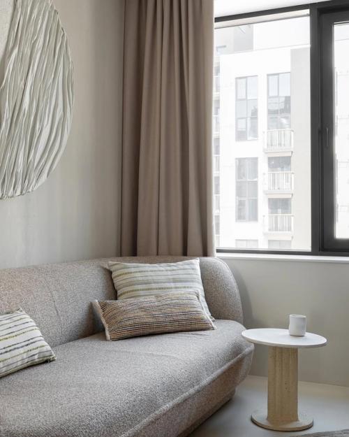 Всё и сразу - на 33 квадратах. 05