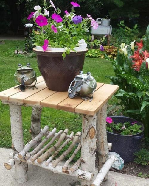 Интересные поделки для вашего садового участка. 04