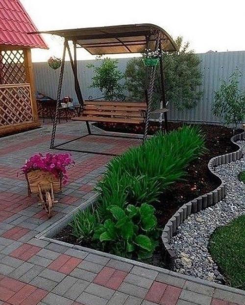 Много вариантов красивых дачных двориков. 01