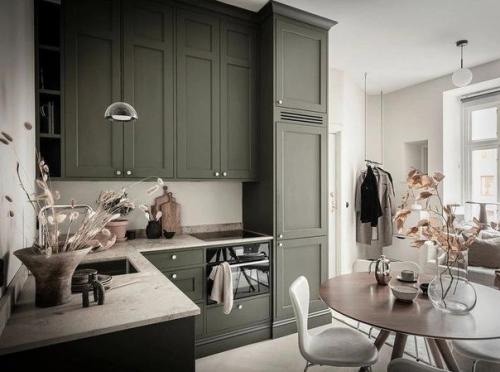 Площадь этой квартиры - студии составляет 30 м 2. 01