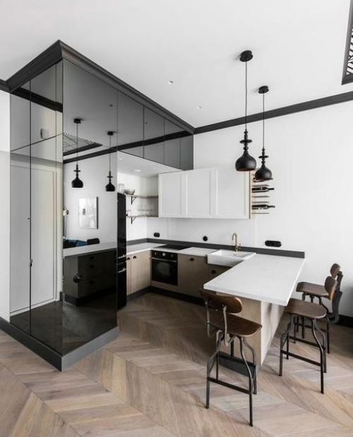 Зеркала в самых неожиданных местах. 01