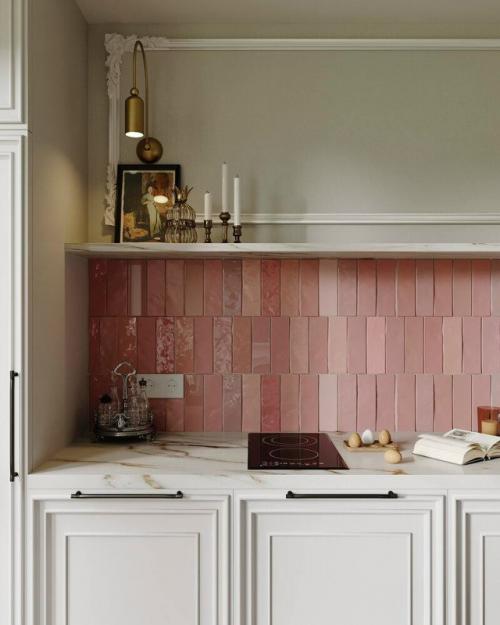 Маленькая квартира в розовых тонах. 01