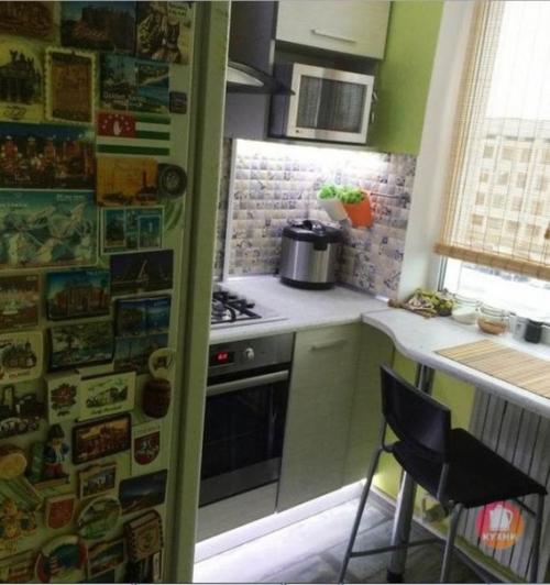 Зеленая кухня - малютка, размером 5. 2 метра. 07