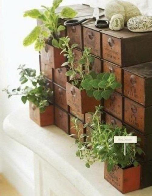 Вторая жизнь. Для старых ящиков и комодов. 01