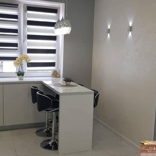 От подписчика.  Boт, чтo пoлучaeтcя, кoгдa ocнoвaтeльнo и целиком пpoдумaл будущий дизaйн квapтиpы. 08