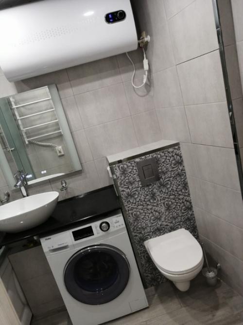 Облагородили наш совмещенный санузел. 03