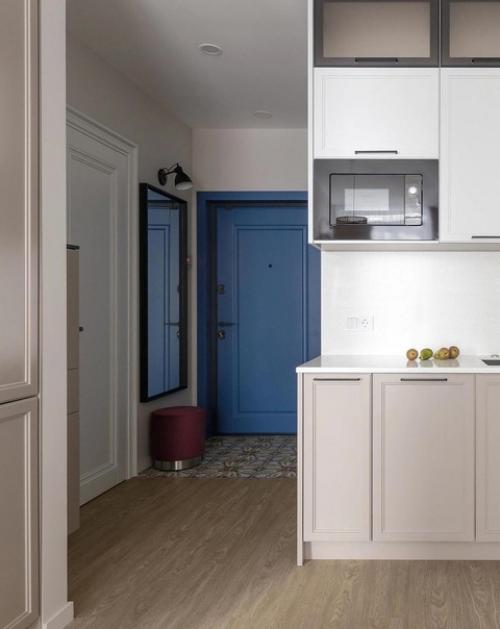 Оформление небольшой прихожей. 02