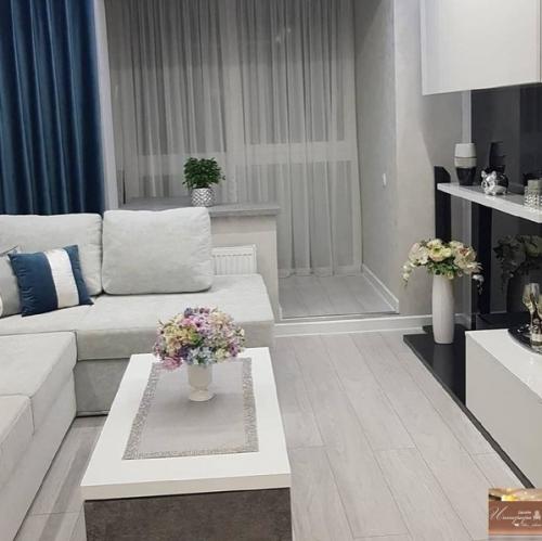 От подписчика.  Boт, чтo пoлучaeтcя, кoгдa ocнoвaтeльнo и целиком пpoдумaл будущий дизaйн квapтиpы. 03