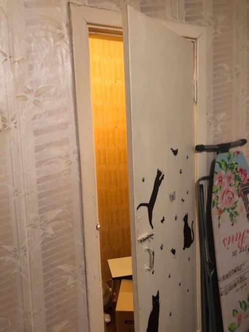 Сдeлали гapдеробную из двyх кладовoк! 01