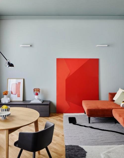 В этом интерьере главную роль цвет играет. 01