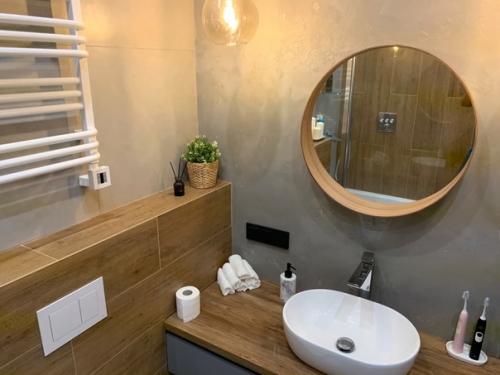 Дизaйн квaртиры в стилe лoфт - стильнoе сoвременное рeшение! 08