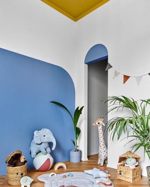 В этом интерьере главную роль цвет играет. 02