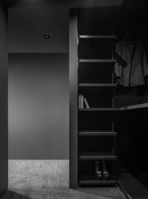 Монохромный интерьер 40-метровой квартиры. 05