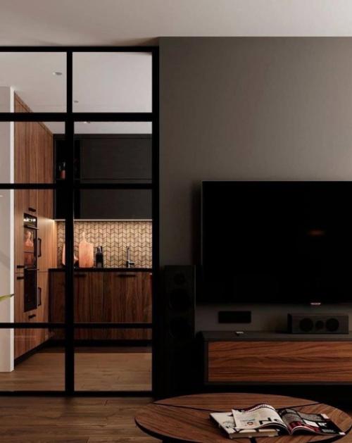 Темное дерево, черное дерево.