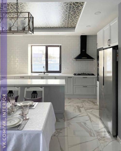 Хорошая кухня!  Я бы на такой с большим удовольствием готовила. 07