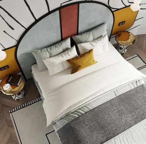 Интересный прием. С графичным оформлением интерьера. 05