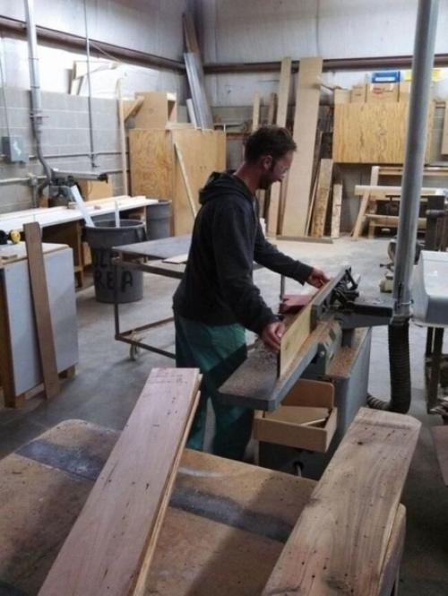 Пол из досок из поддонов сделан! 02