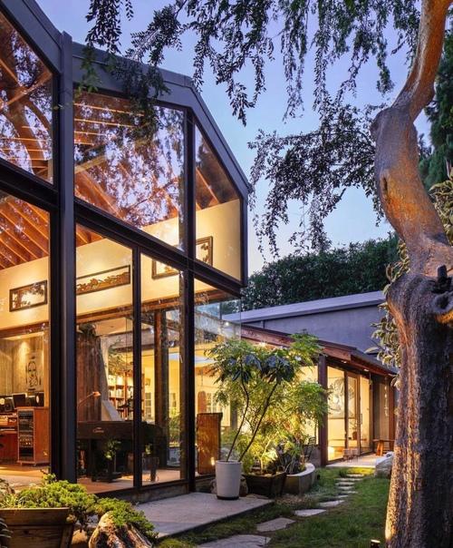 Когда природа с домом сплелась. 04