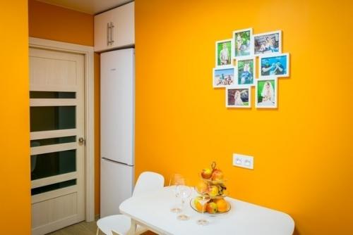 Лишь в том случае, если кухня на север смотрит, так расцветка очень даже в тему! 04