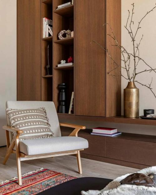 Этнический характер с калининградским настроением. 04