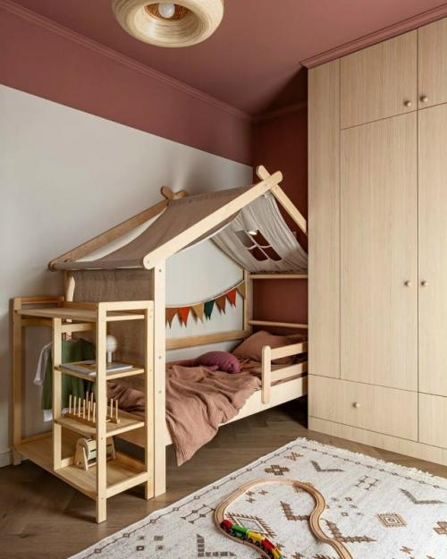 Камерная квартира в Минске с глубокими оттенками. 07