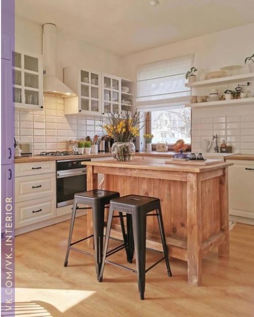 Кое-чего там не хватает. 03