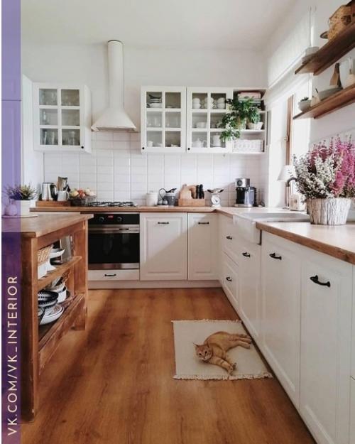 Кое-чего там не хватает. 04