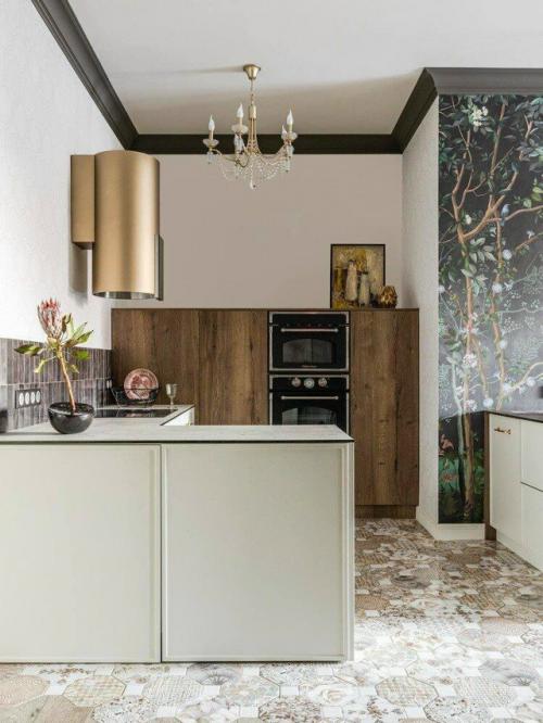 Таинственный сад в центре Уфы. 01