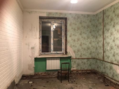 Отремонтировали старую, убитую квартиру! 01