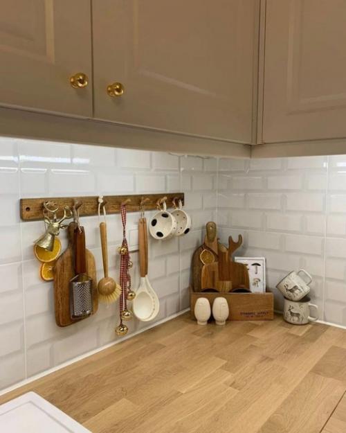 Чудесная, уютная кухня. 06