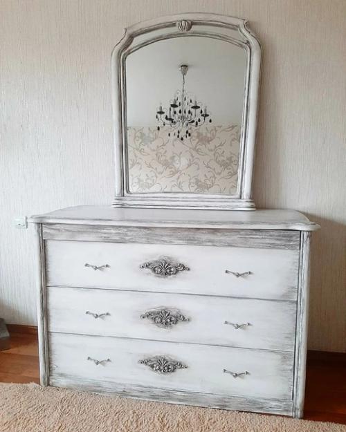 Мебель от родителей досталась. 04