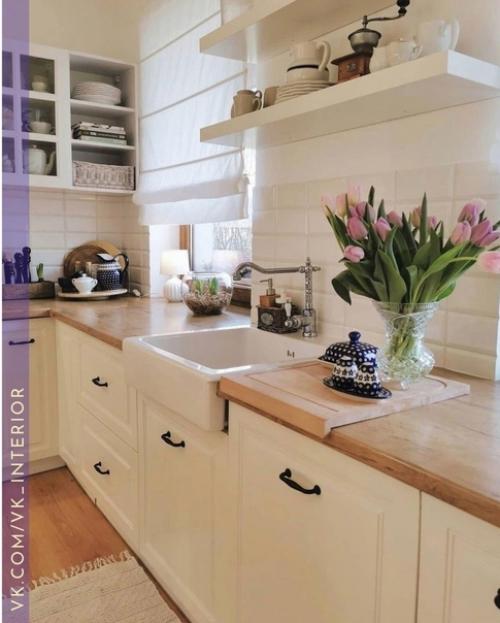 Кое-чего там не хватает. 08