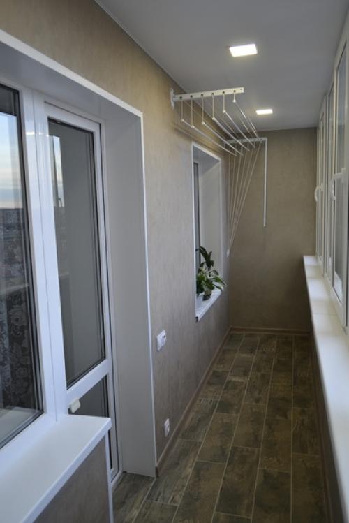 После установки окон лоджии, решил сделать ремонт на балконе, остались мелочи которые в скором времени завершатся.